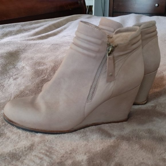 Biala Shoes - Biala Gray Leather Ankle Booties Wedge 39 8